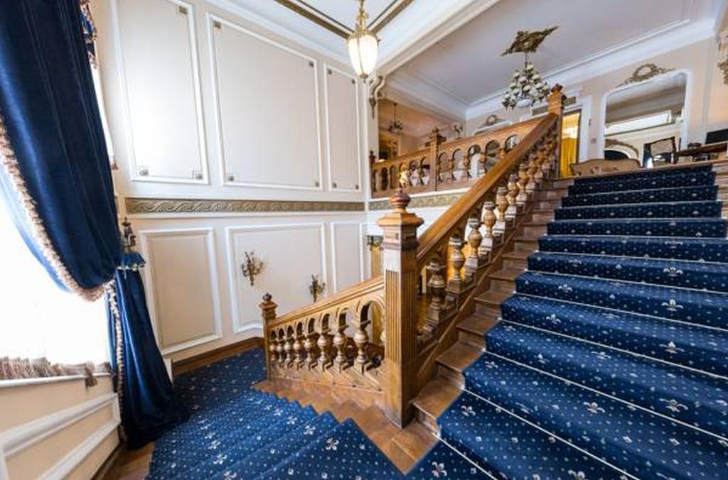 Grand Boutique Hotel Bucureşti Ngoại thất bức ảnh