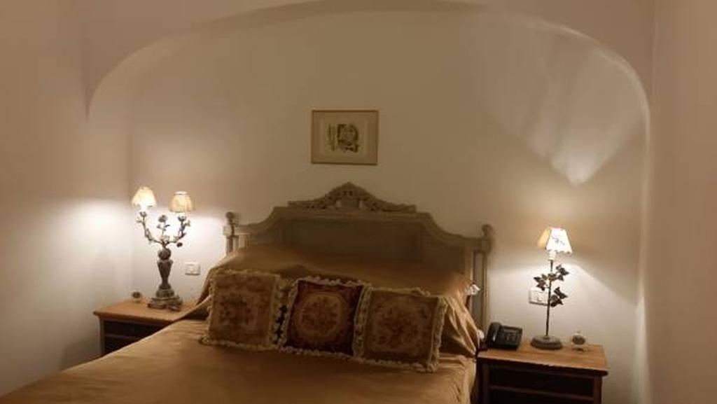 Grand Boutique Hotel Bucureşti Ngoại thất bức ảnh