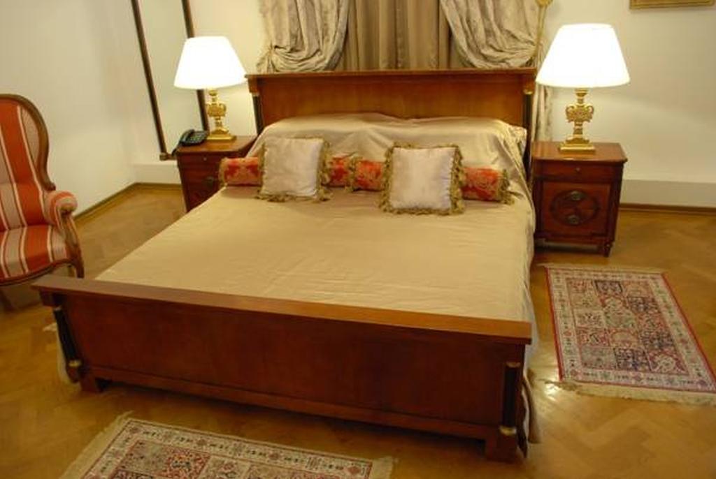 Grand Boutique Hotel Bucureşti Ngoại thất bức ảnh