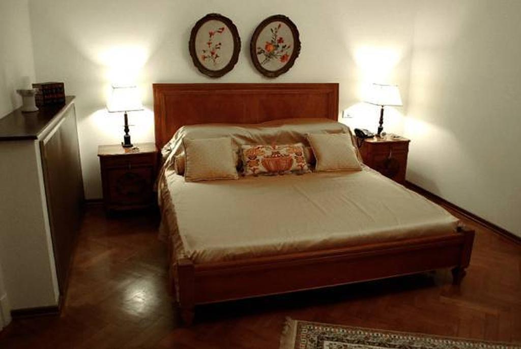 Grand Boutique Hotel Bucureşti Ngoại thất bức ảnh