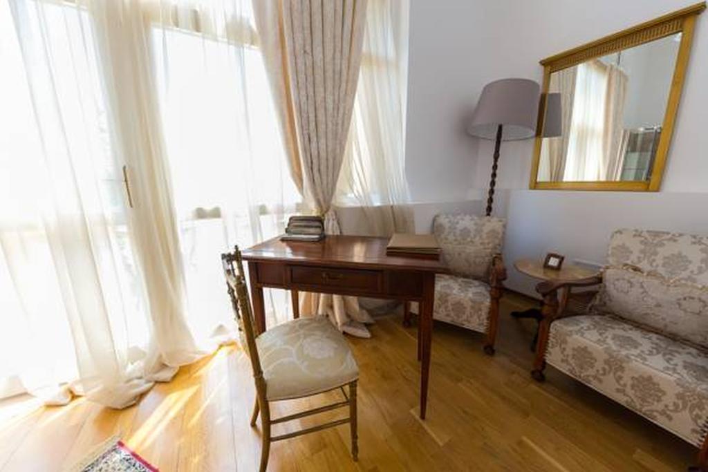 Grand Boutique Hotel Bucureşti Ngoại thất bức ảnh
